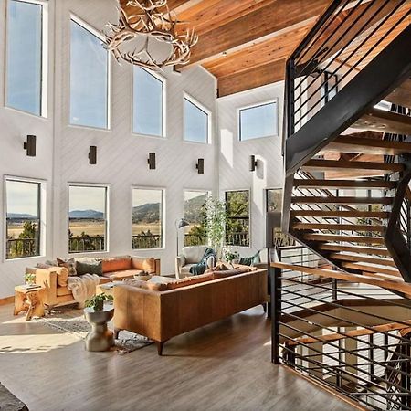 Steel Pine Lodge A Rustic Mountain Retreat Views Baldwin Lake Exterior photo