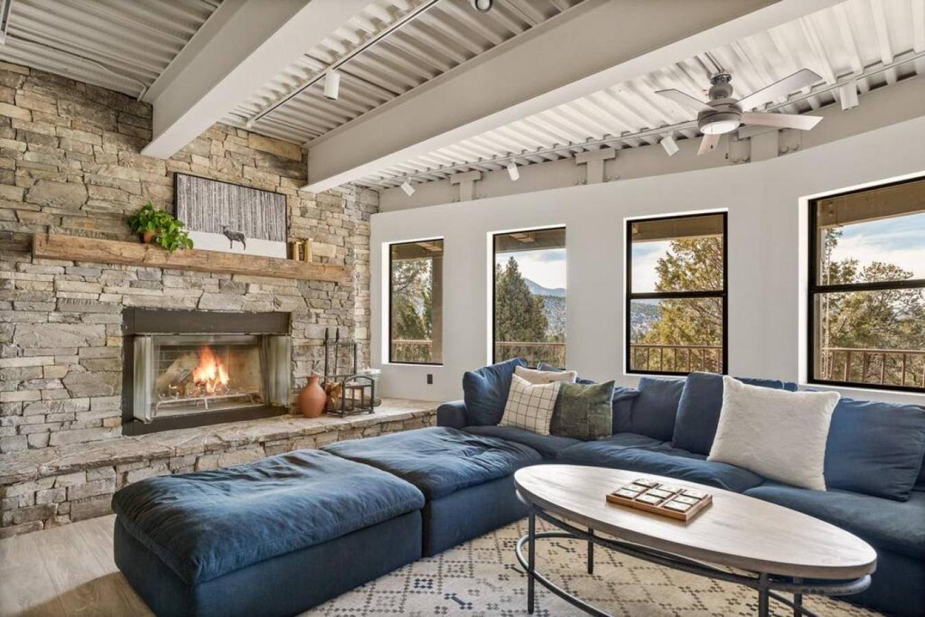 Steel Pine Lodge A Rustic Mountain Retreat Views Baldwin Lake Exterior photo