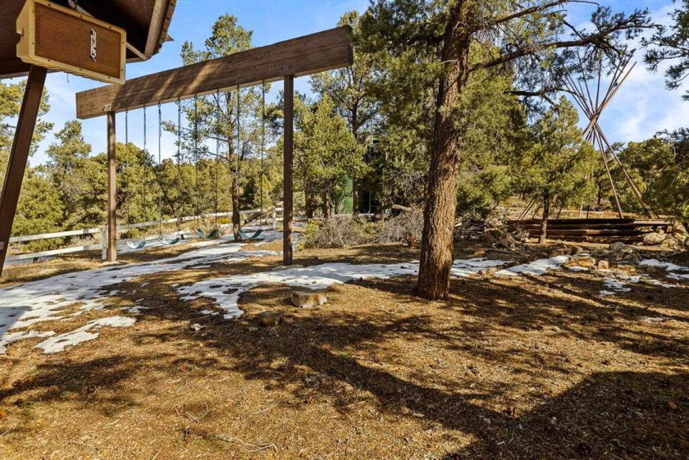 Steel Pine Lodge A Rustic Mountain Retreat Views Baldwin Lake Exterior photo