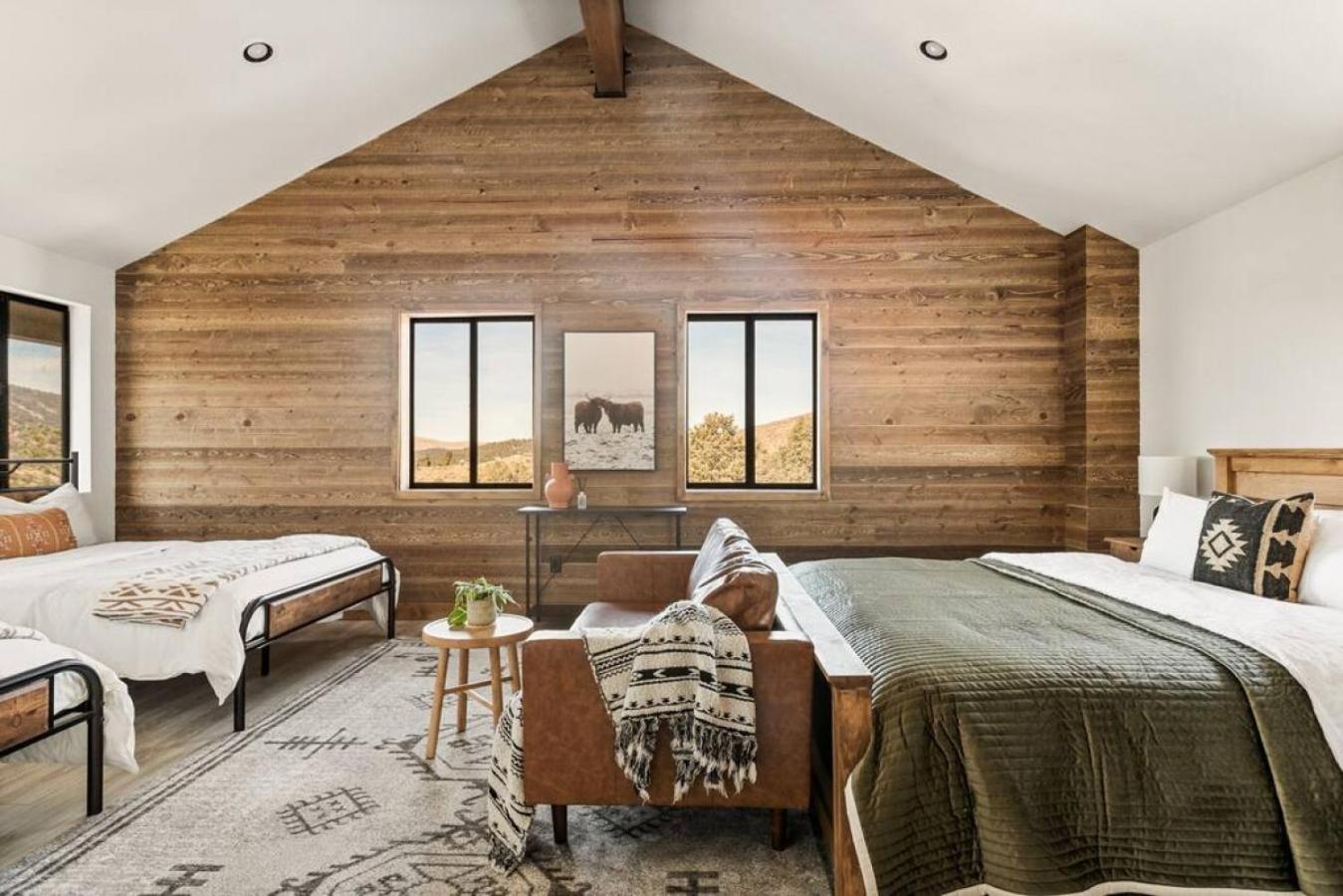 Steel Pine Lodge A Rustic Mountain Retreat Views Baldwin Lake Exterior photo