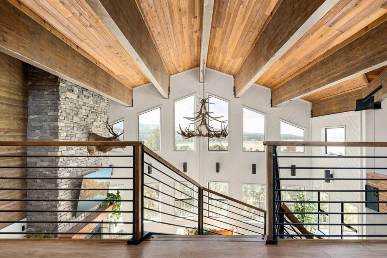 Steel Pine Lodge A Rustic Mountain Retreat Views Baldwin Lake Exterior photo
