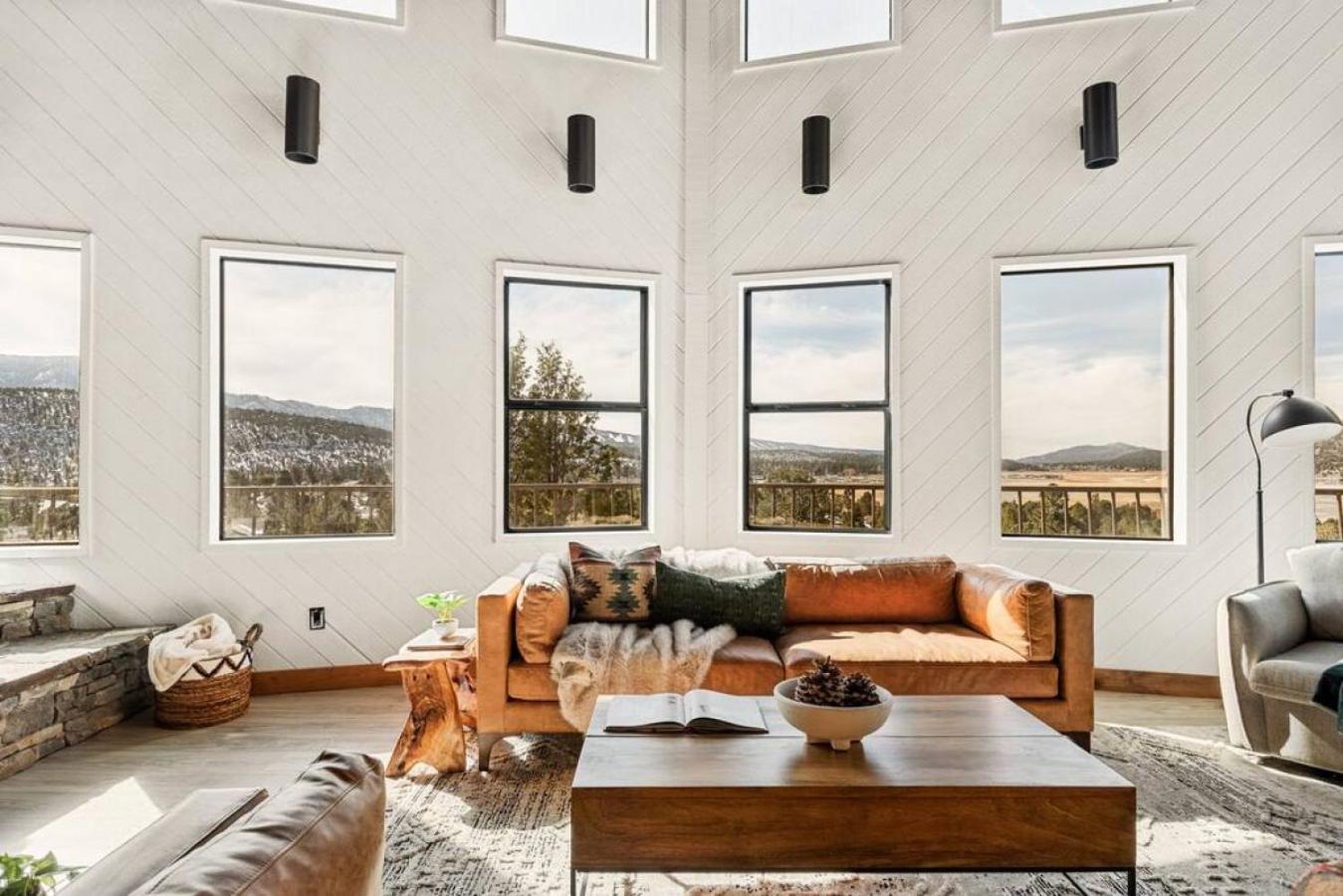 Steel Pine Lodge A Rustic Mountain Retreat Views Baldwin Lake Exterior photo